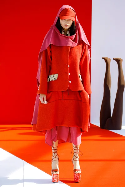 Look 7